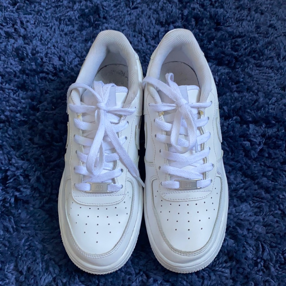Nike Air Force 1 MENS/YOUTH Size 7/ Women’s Size 8.5